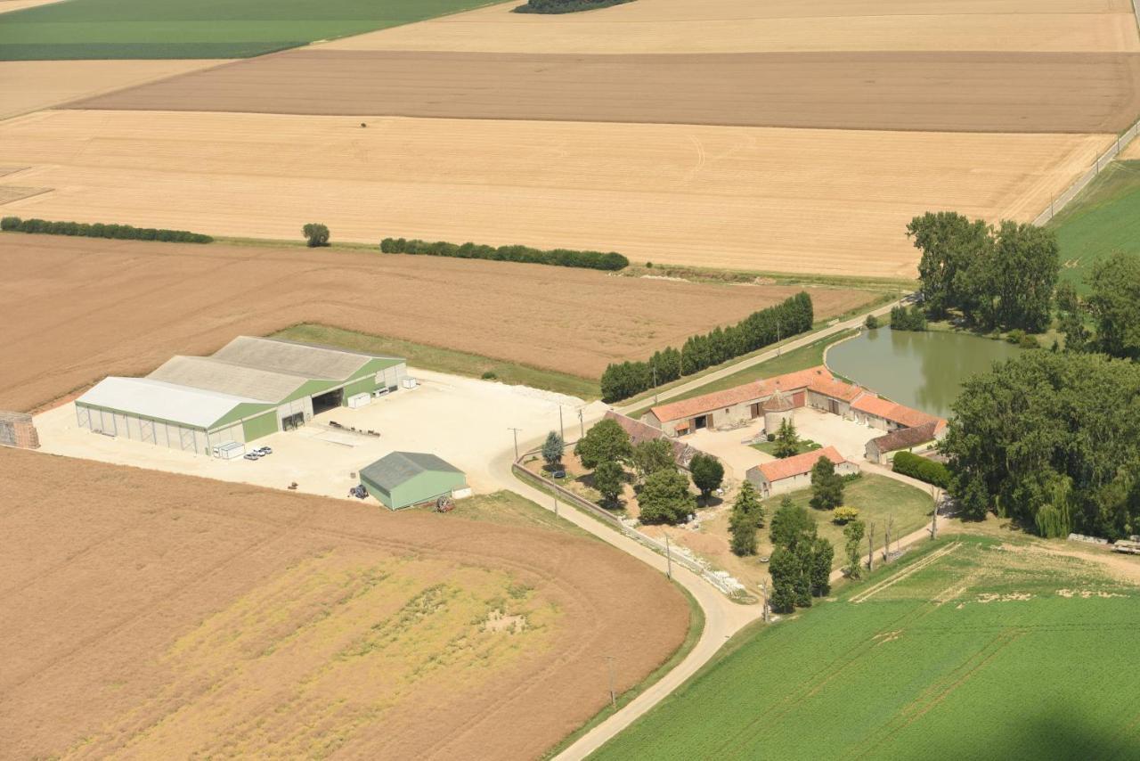Ferme De Mesangeon Villa Beauvilliers  Exterior photo